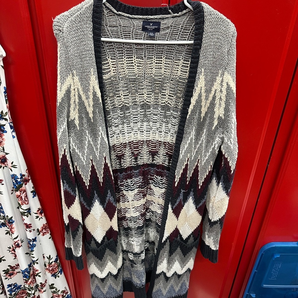 Warm cardigan with pockets